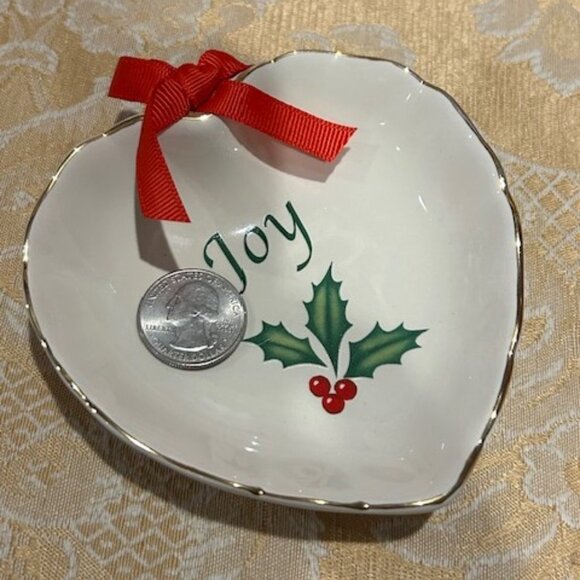 HOLIDAY🎄🎄LENOX “Joy” Sentiment Holiday Heart DISH - Picture 5 of 6